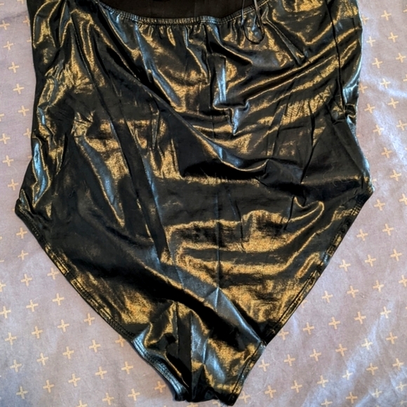 PVC Bodysuit - Picture 4 of 5